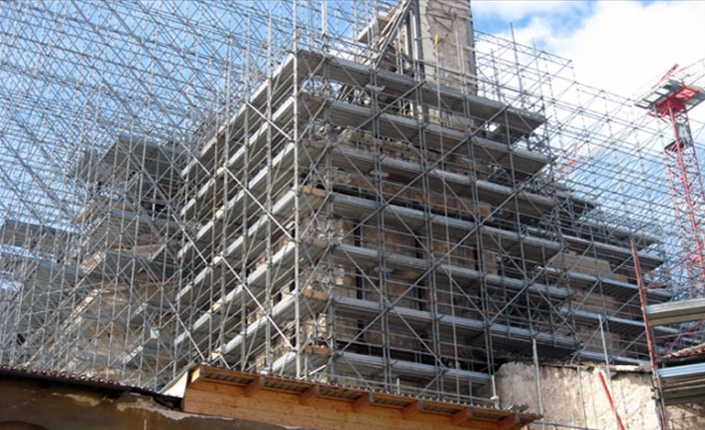 Basilica San Bernardino a L’Aquila Basilica San Bernardino a L'Aquila